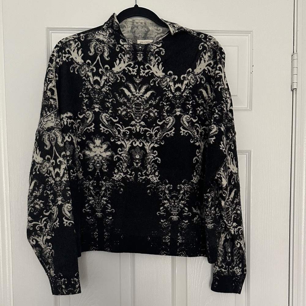 Pilcro Anthropologie The Alani Cashmere Mock-Neck Sweater in Black and Cream